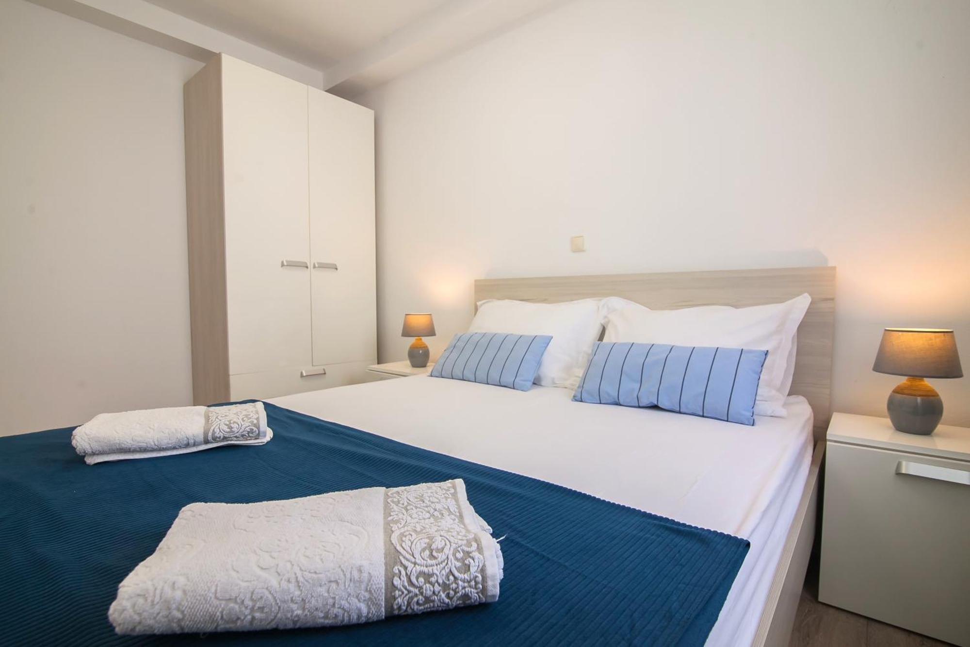 Helvetia Sunny Apartments Бол Екстер'єр фото