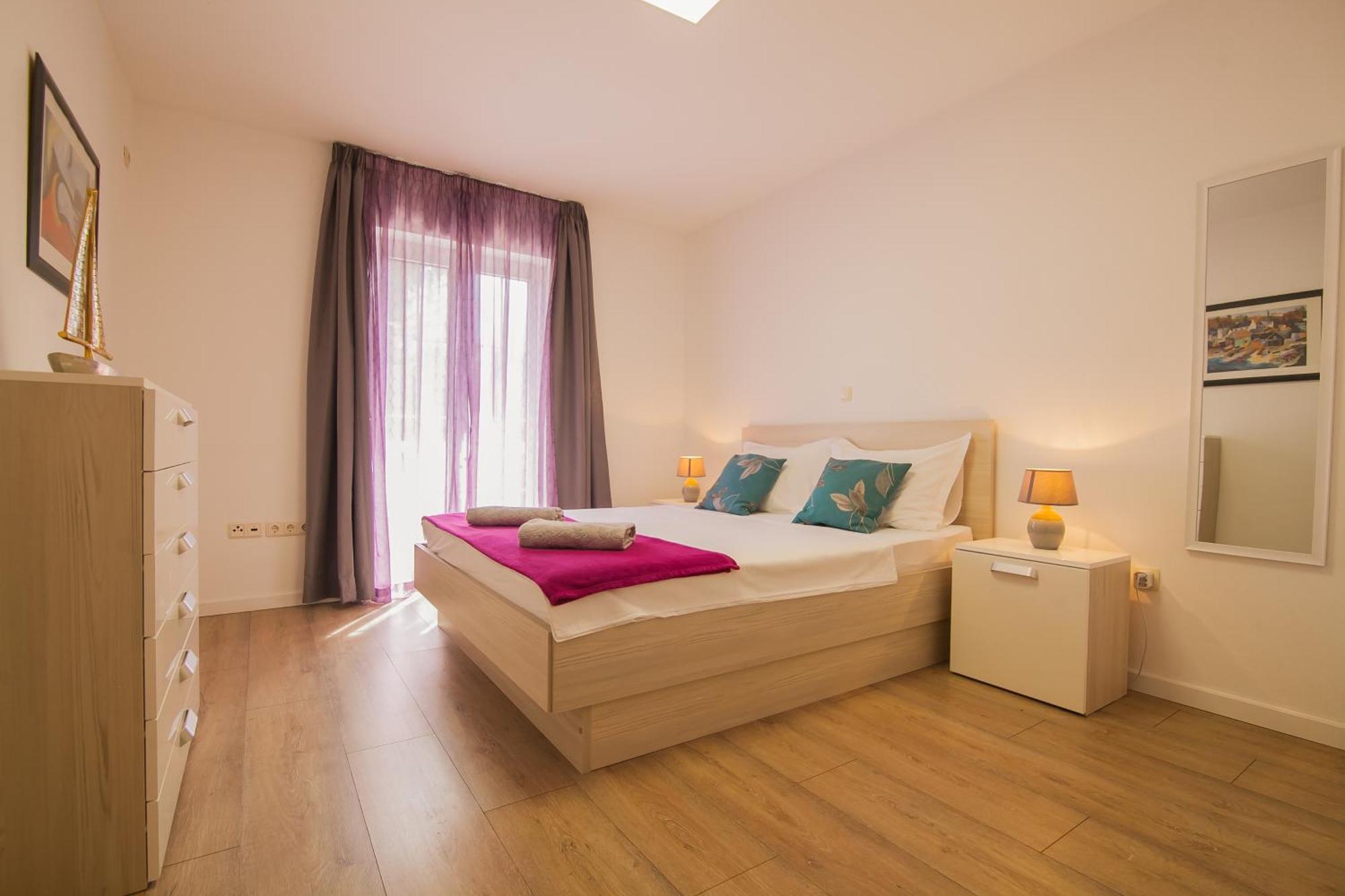 Helvetia Sunny Apartments Бол Екстер'єр фото