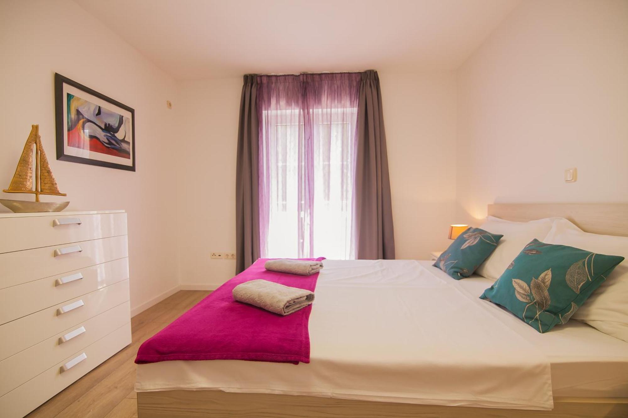 Helvetia Sunny Apartments Бол Екстер'єр фото
