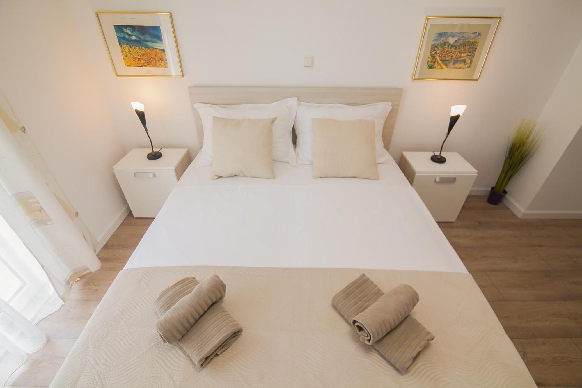 Helvetia Sunny Apartments Бол Екстер'єр фото