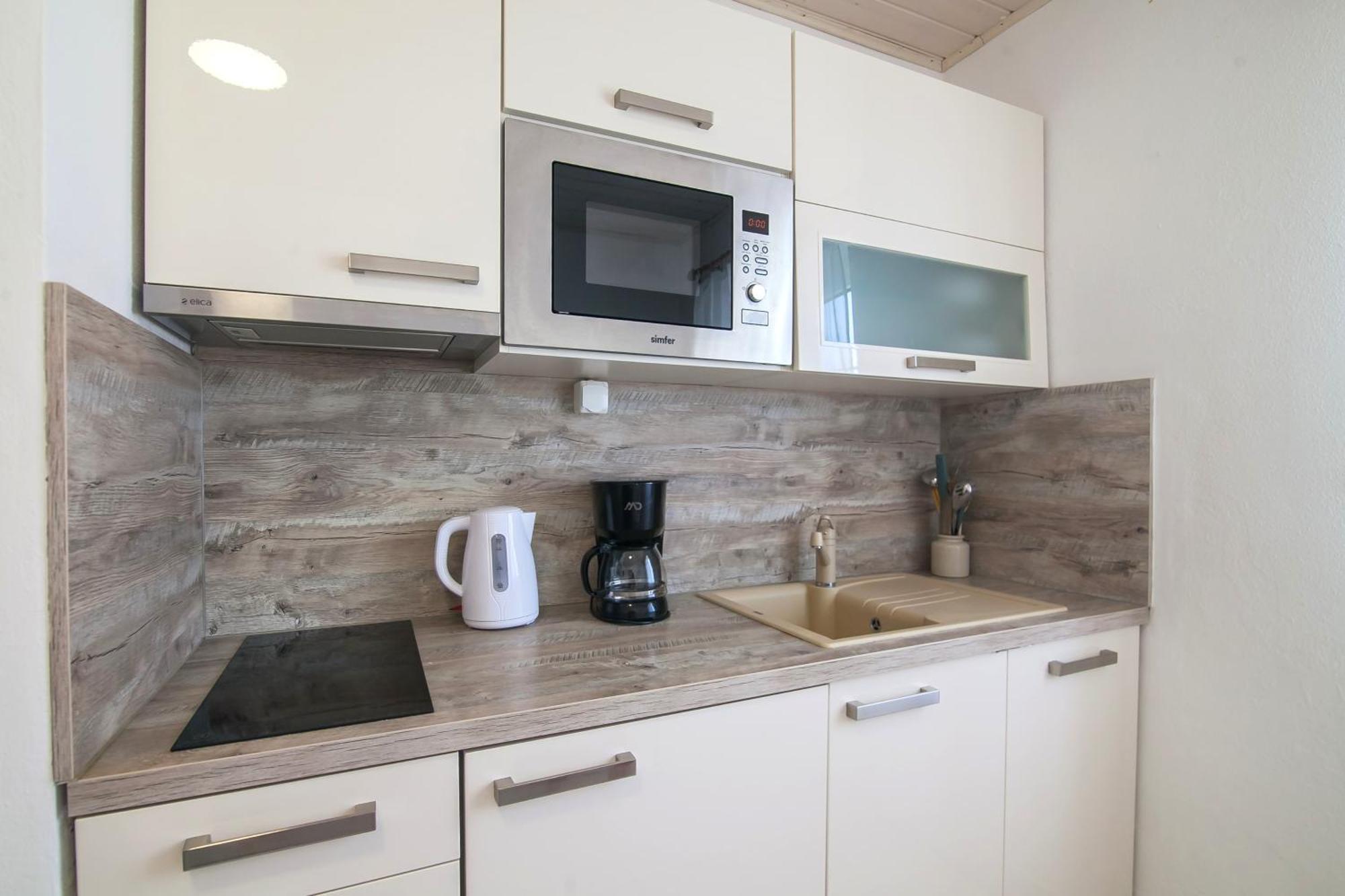 Helvetia Sunny Apartments Бол Екстер'єр фото